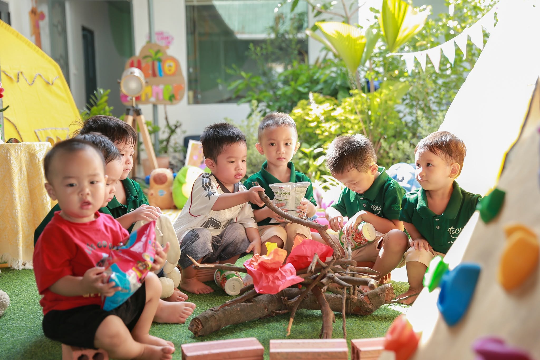 TOCHI SUMMER CAMPING:  LỬA TRẠI DIỆU KỲ – NƠI KỶ NIỆM MÙA HÈ BẮT ĐẦU.