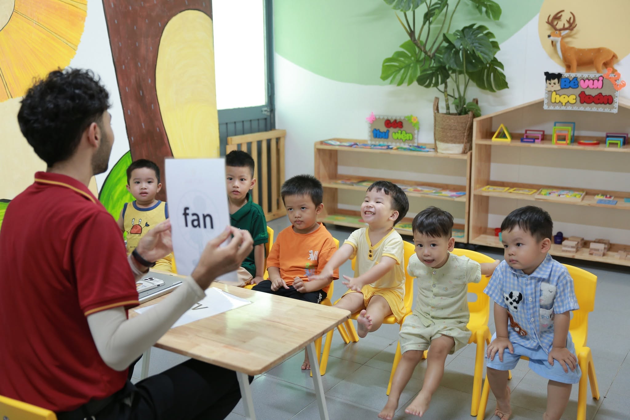 Học Mà Chơi, "Tắm" Tiếng Anh Tự Nhiên Cùng Giáo Viên Bản Xứ !